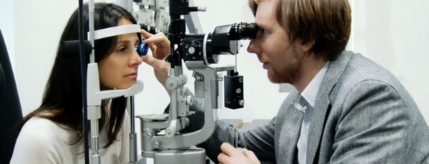 slit-lamp-examination